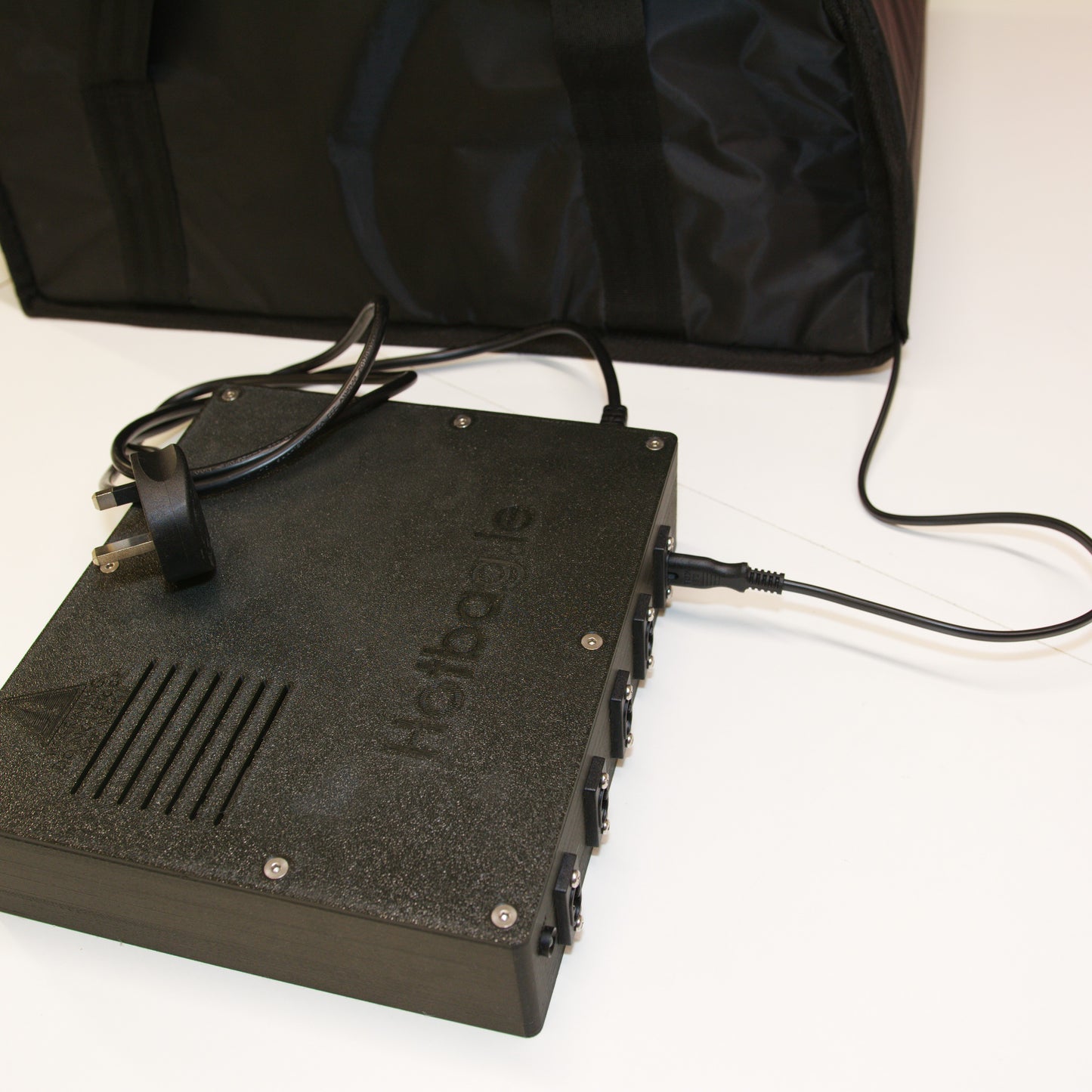 Shop Multi-Socket Power Supply, 220v to 12vdc